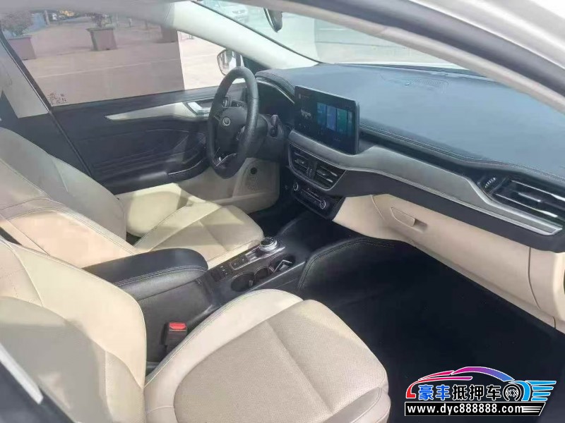 21年福特福克斯轿车抵押车出售