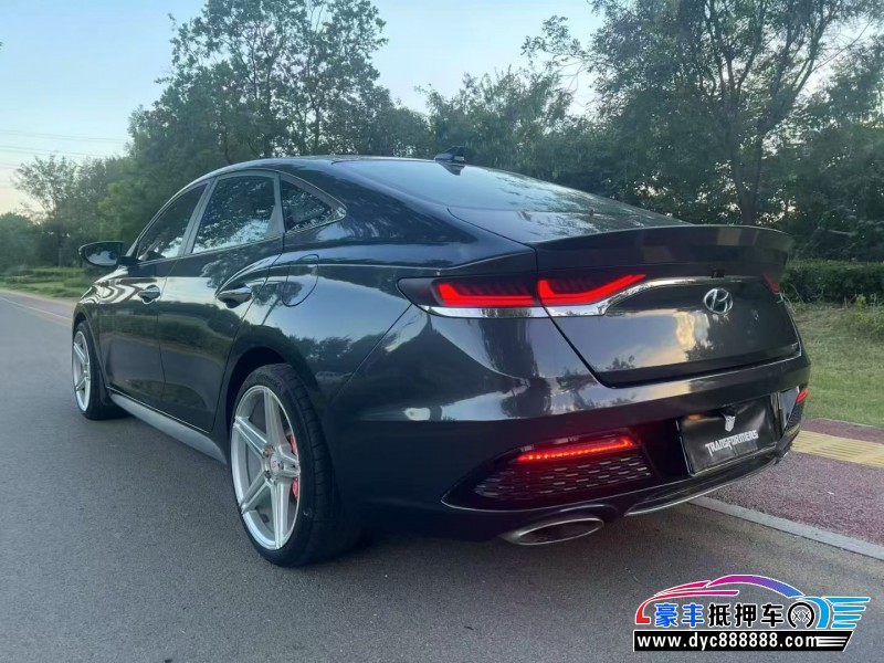 19年现代菲斯塔轿车抵押车出售