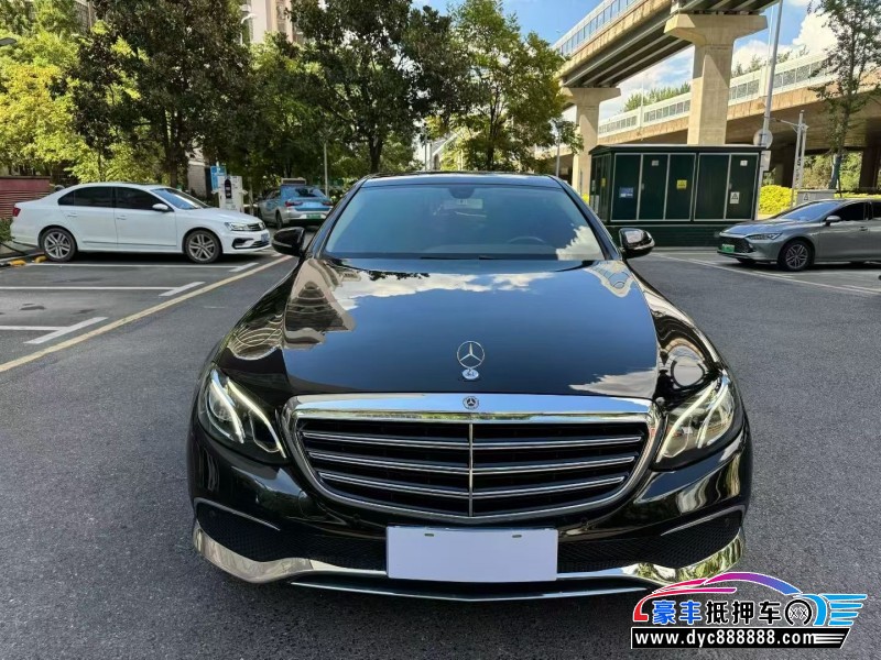 18年奔驰E轿车抵押车出售
