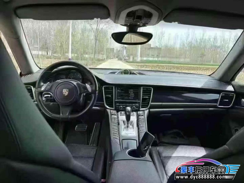 12年保时捷帕纳梅拉轿车抵押车出售