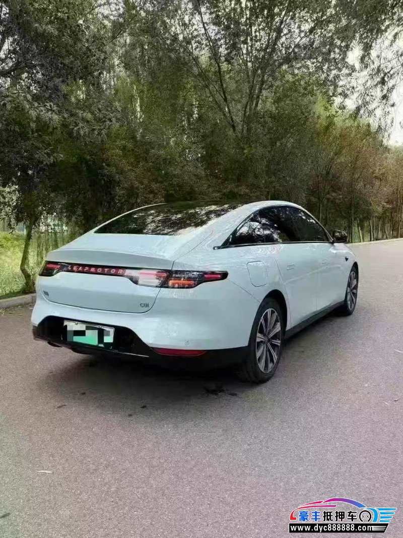 24年零跑c01轿车抵押车出售