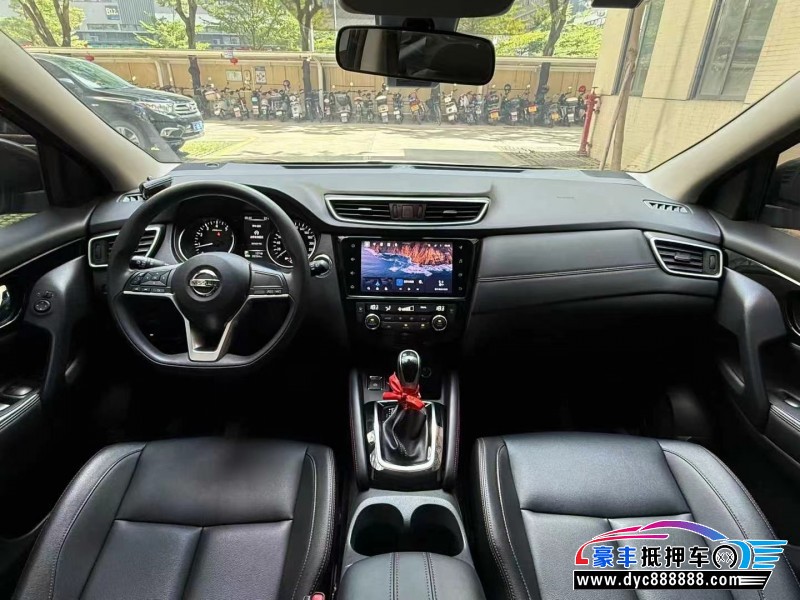 22年日产逍客轿车抵押车出售