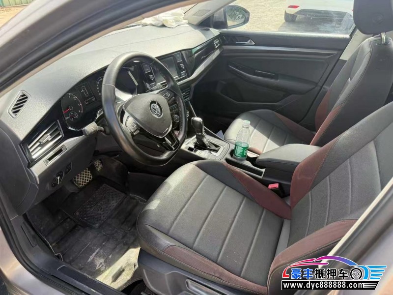 19年大众宝来轿车抵押车出售