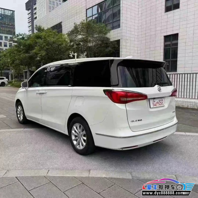 18年别克GL8轿车抵押车出售