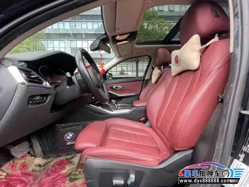 21年宝马3系轿车抵押车出售