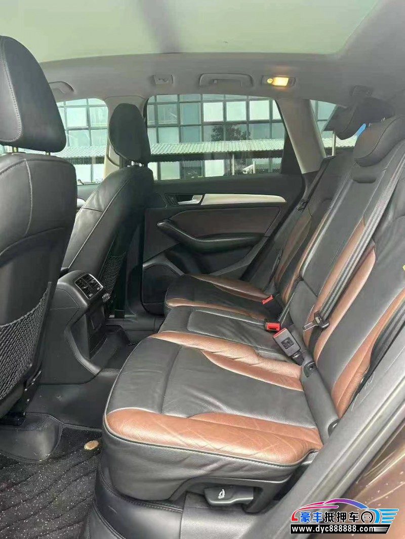 18年奥迪Q5轿车抵押车出售