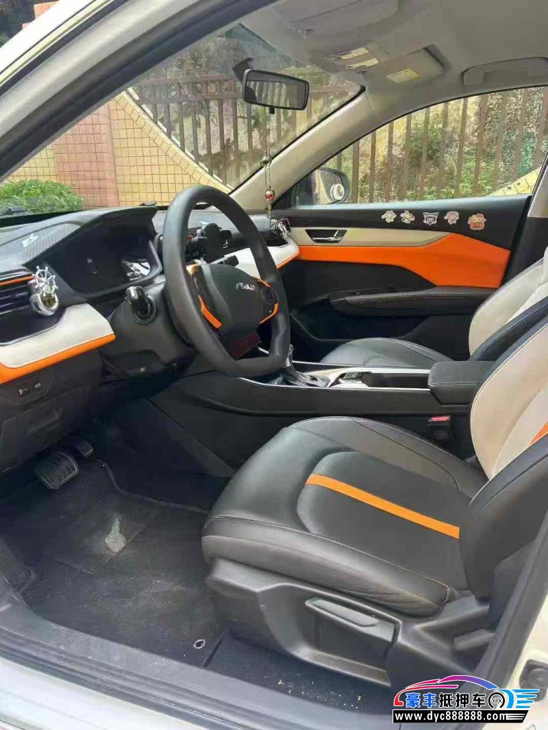 23年东风风神奕炫轿车抵押车出售