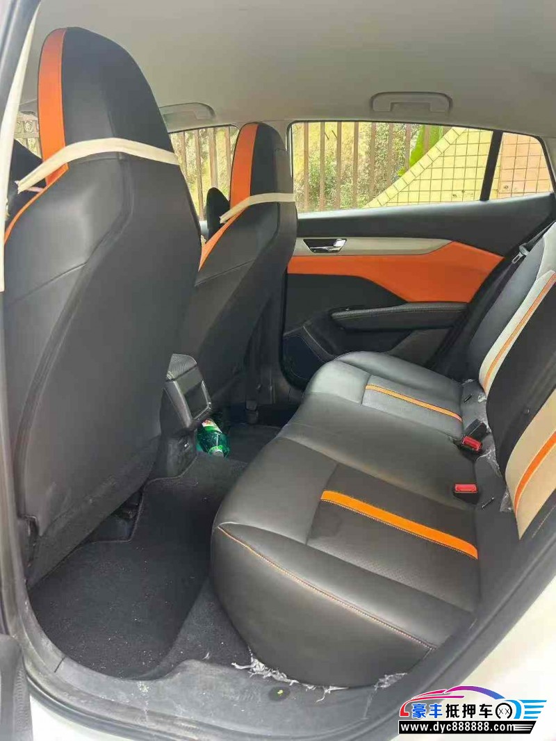 23年东风风神奕炫轿车抵押车出售