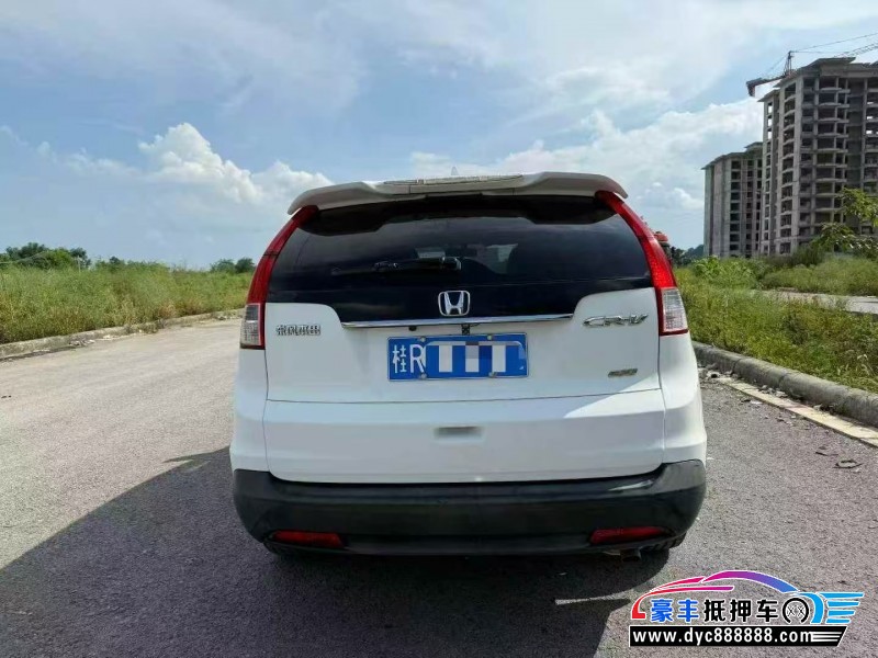 13年本田CR-V轿车抵押车出售