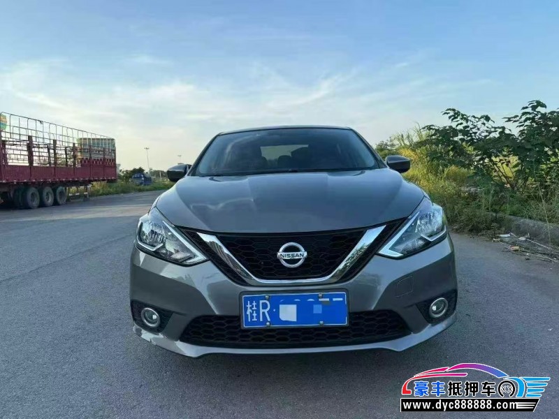 22年日产轩逸轿车抵押车出售