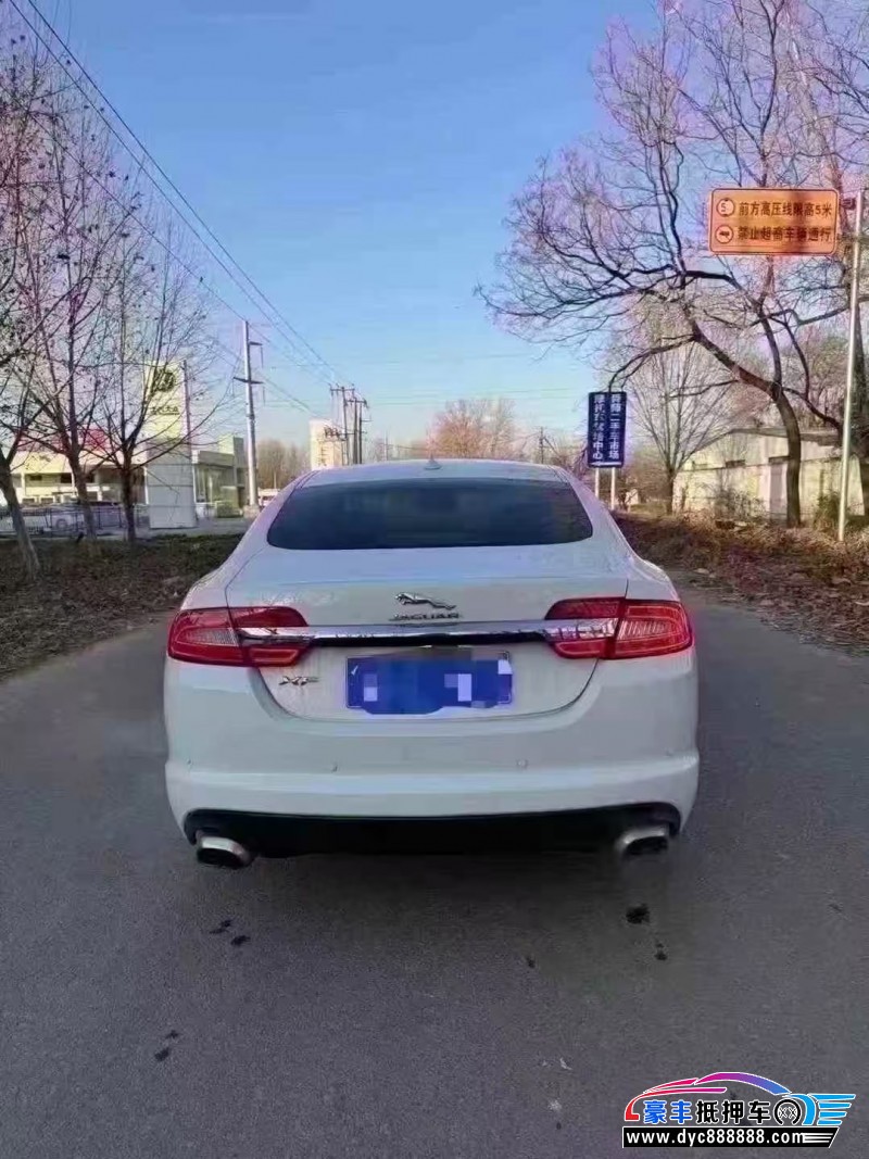 16年捷豹XF轿车抵押车出售