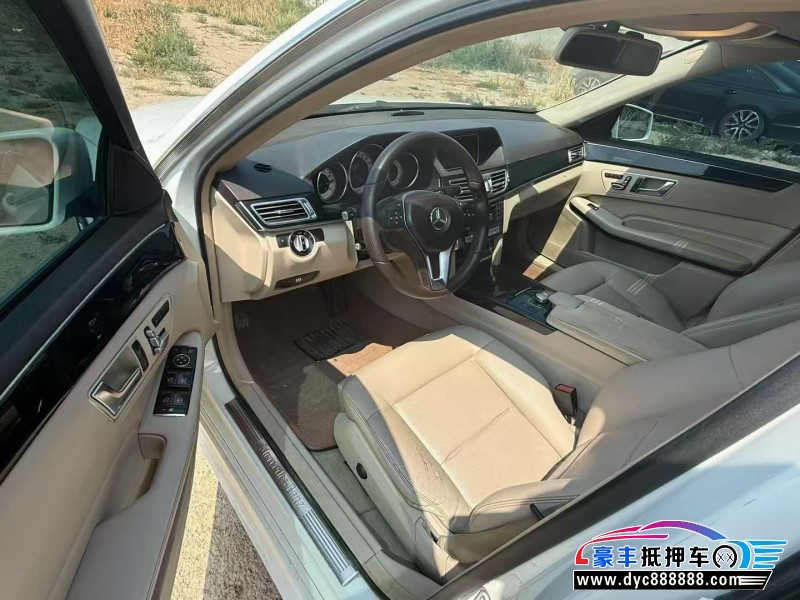 14年奔驰E轿车抵押车出售