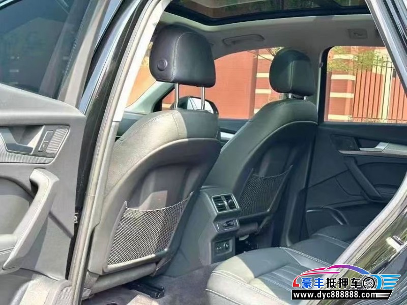 22年奥迪Q5轿车抵押车出售