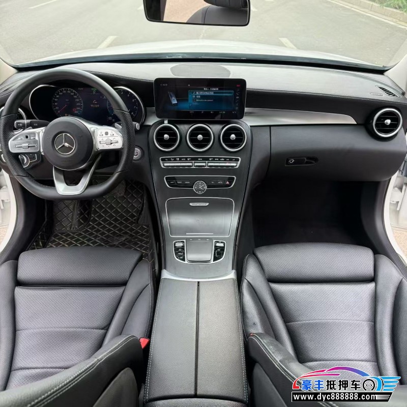 21年奔驰C轿车抵押车出售