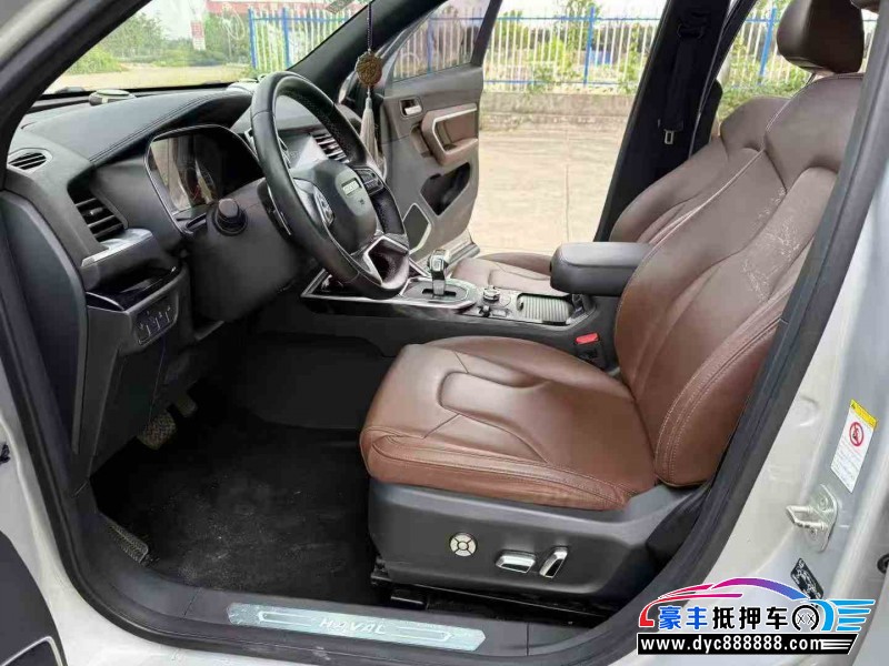 17年长城哈弗H6轿车抵押车出售