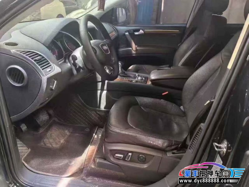 14年奥迪Q7轿车抵押车出售
