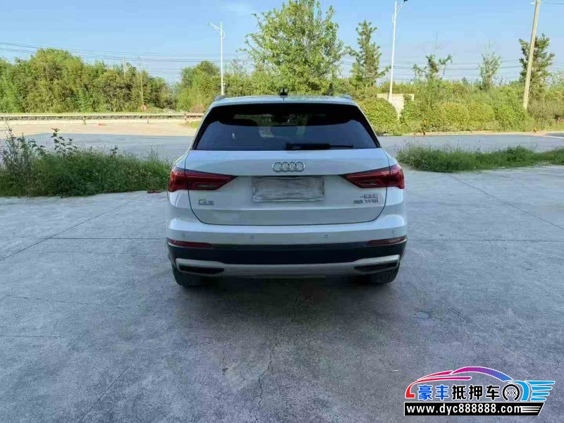 21年奥迪Q3轿车抵押车出售