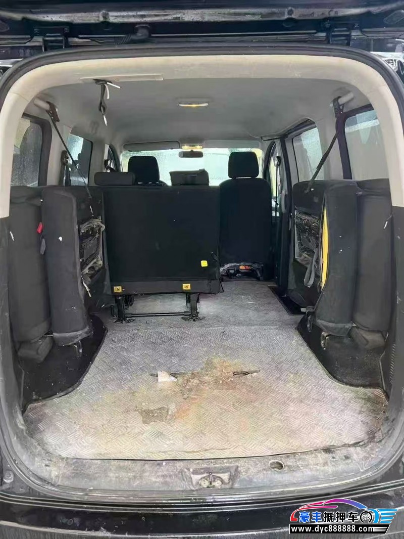 20年江淮瑞风M3轿车抵押车出售