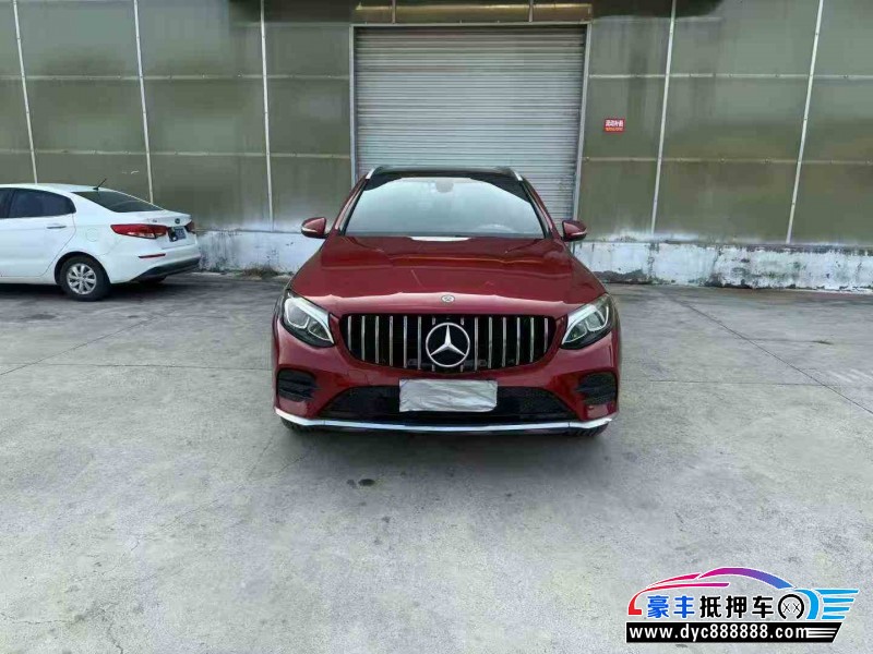 19年奔驰GLC轿车抵押车出售