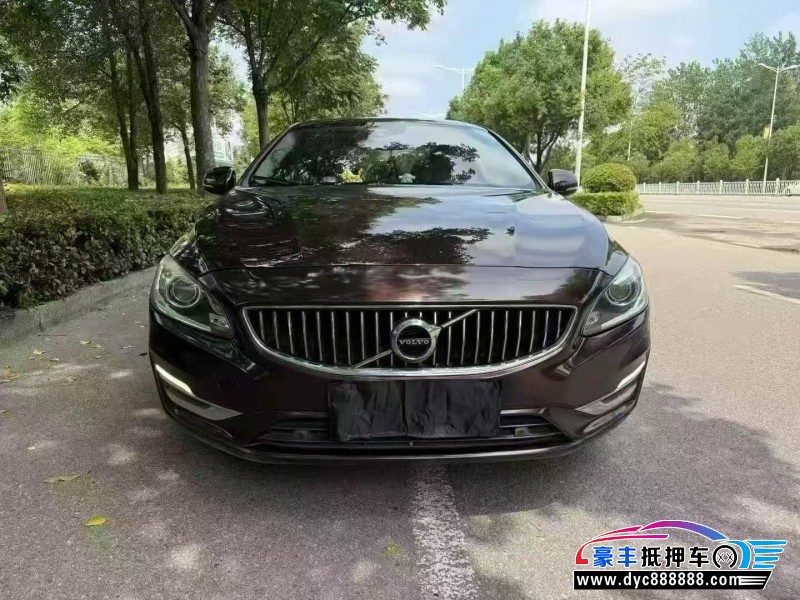 18年沃尔沃S60轿车抵押车出售