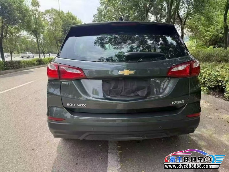 18年雪佛兰探界者轿车抵押车出售