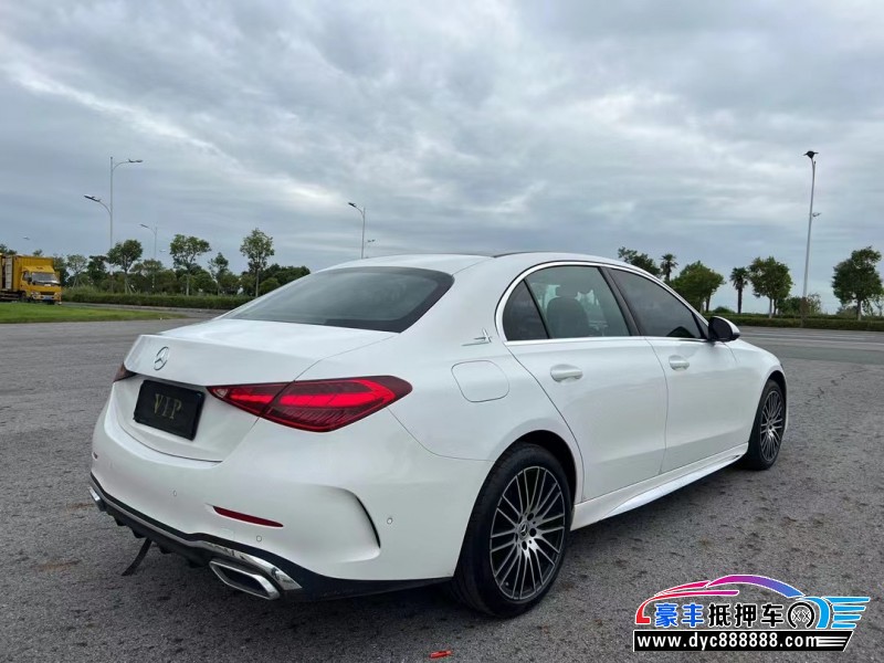 22年奔驰C轿车抵押车出售