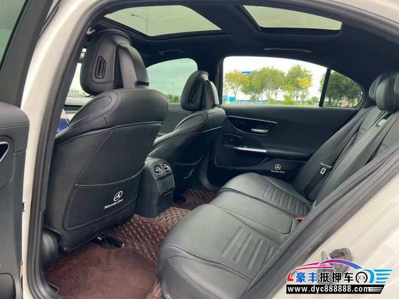 22年奔驰C轿车抵押车出售