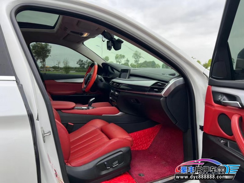 16年宝马X6轿车抵押车出售