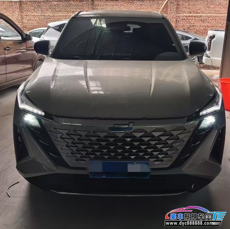 23年长安欧尚Z6轿车抵押车出售