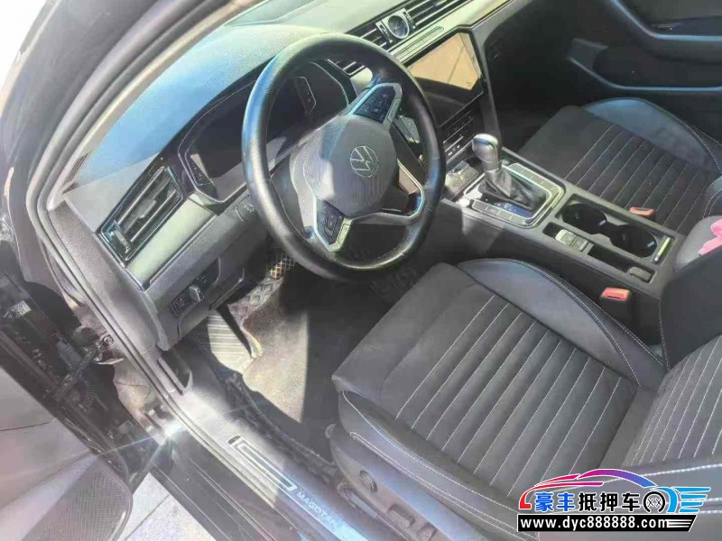 21年大众迈腾轿车抵押车出售