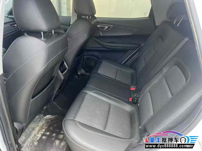 21年奇瑞瑞虎5x轿车抵押车出售