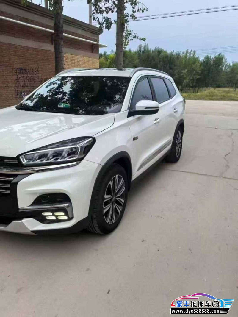 20年奇瑞瑞虎8轿车抵押车出售