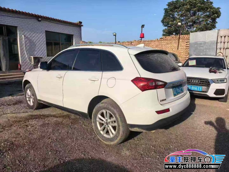 17年众泰T600轿车抵押车出售