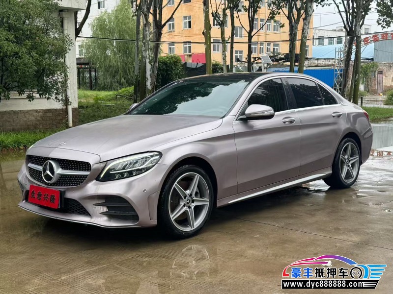 19年奔驰C轿车抵押车出售
