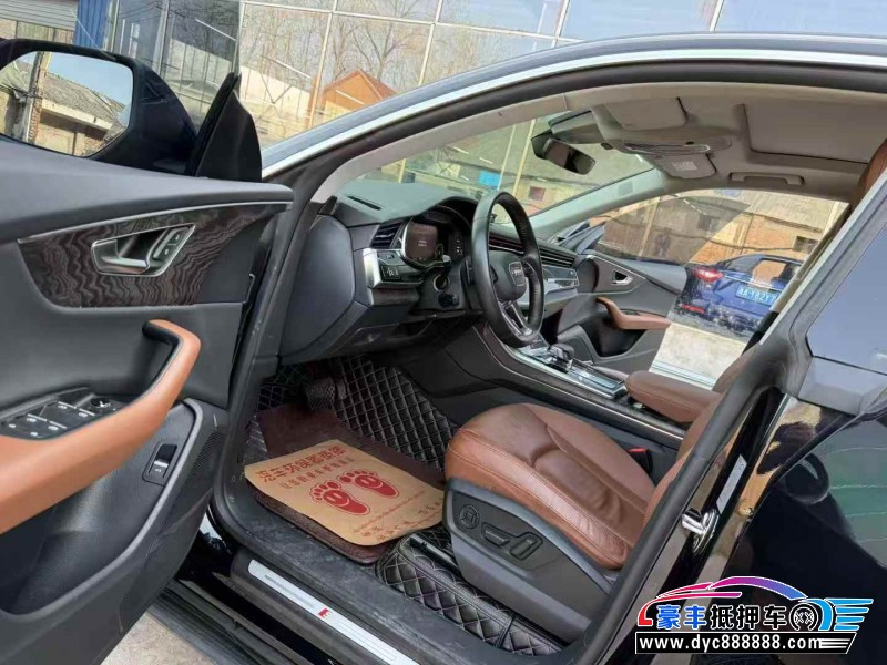 20年奥迪Q8SUV抵押车出售