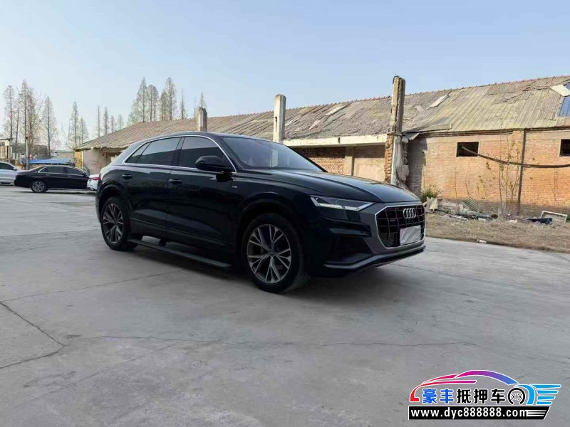 20年奥迪Q8SUV抵押车出售