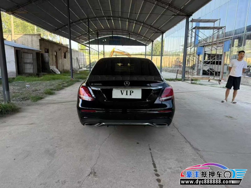 18年奔驰E轿车抵押车出售