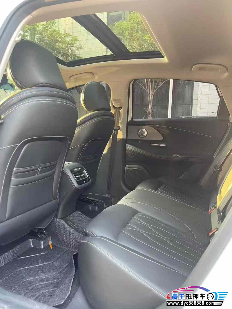 25年奇瑞艾瑞泽轿车抵押车出售