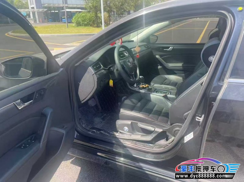 18年大众帕萨特轿车抵押车出售