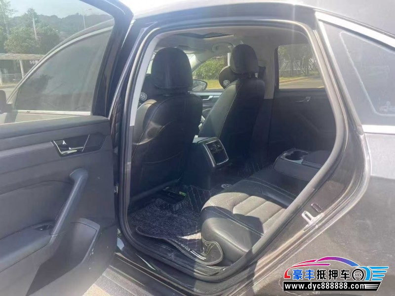 18年大众帕萨特轿车抵押车出售