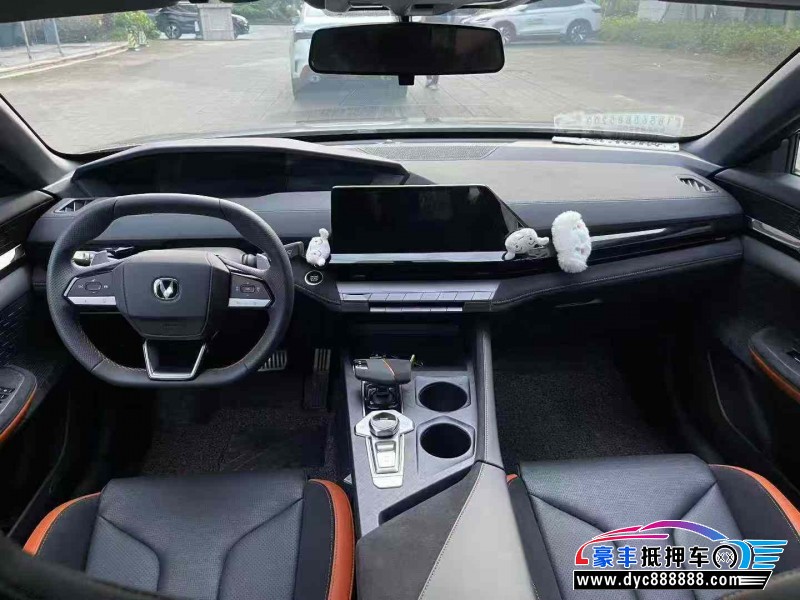 22年长安长安UNI轿车抵押车出售