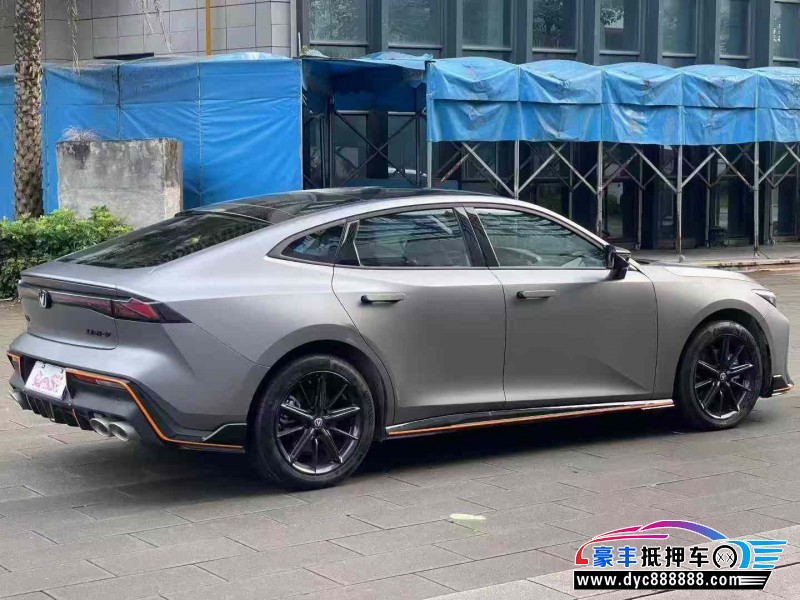 22年长安长安UNI轿车抵押车出售