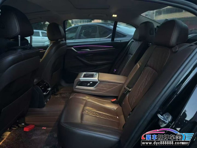 18年宝马5系轿车抵押车出售