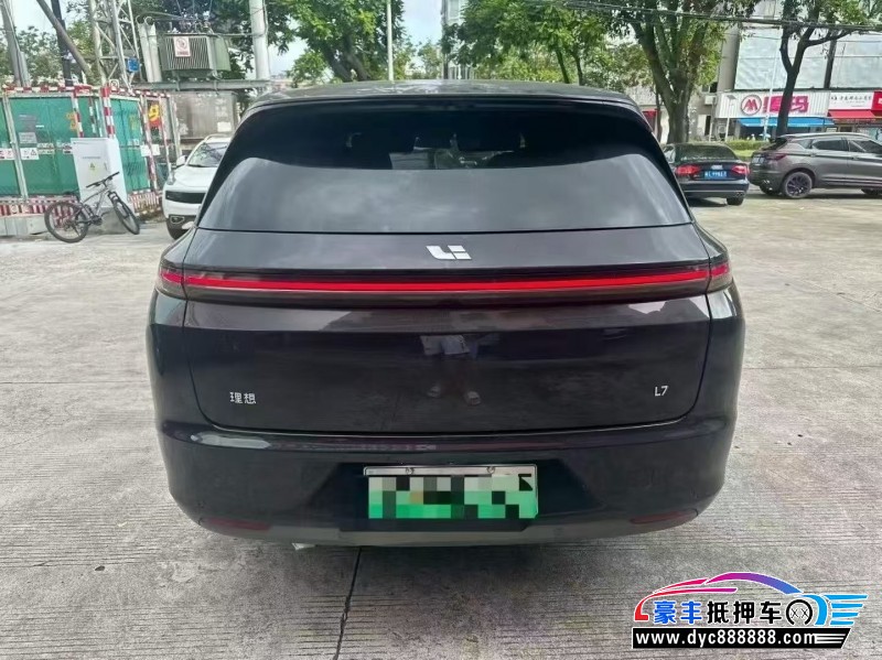 24年理想L7轿车抵押车出售