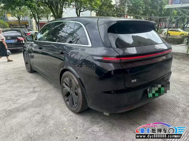 24年理想L7轿车抵押车出售