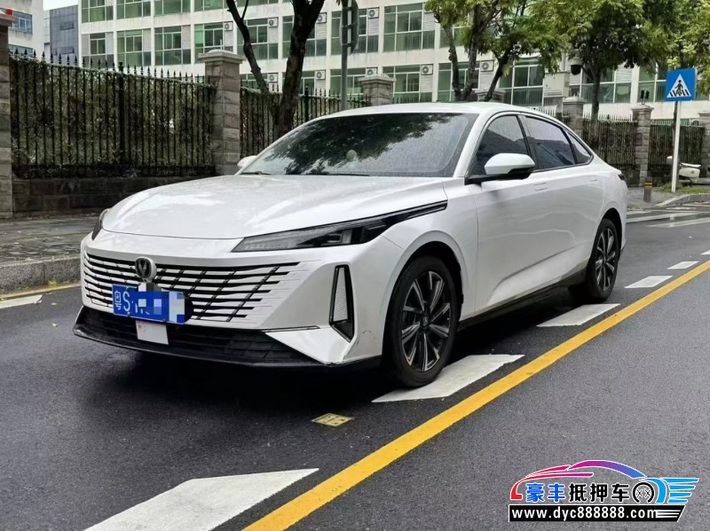 24年长安逸动轿车抵押车出售