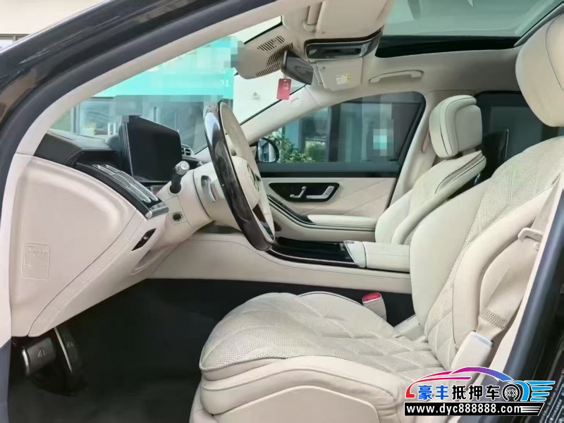 21年奔驰迈巴赫S级轿车抵押车出售