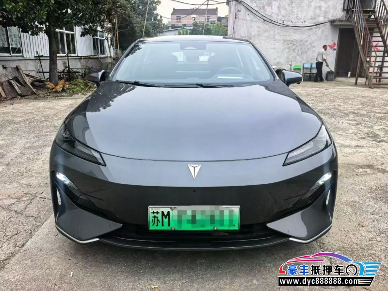 24年长安深蓝SL03轿车抵押车出售