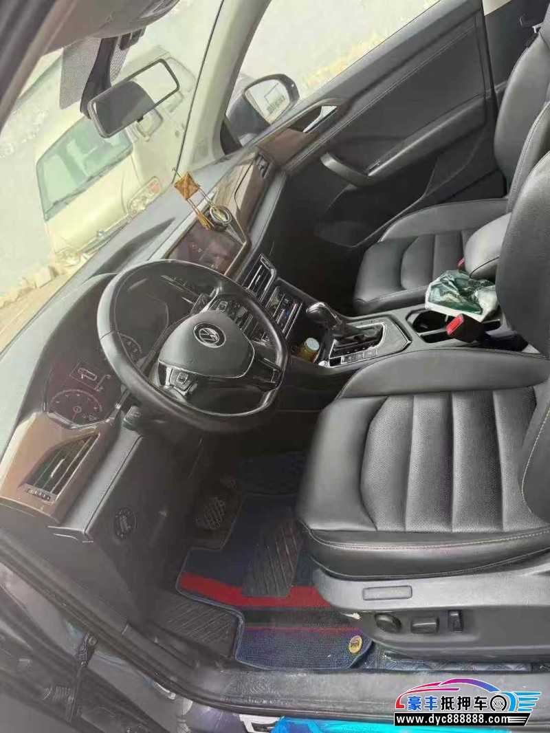 21年大众途岳轿车抵押车出售