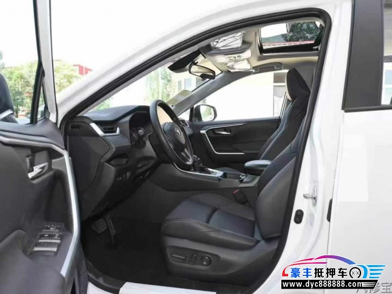 20年丰田威兰达轿车抵押车出售